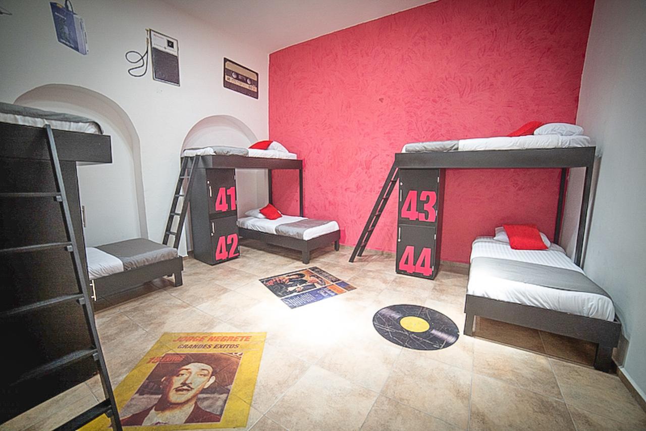 Hostal El Armario ليون المظهر الخارجي الصورة